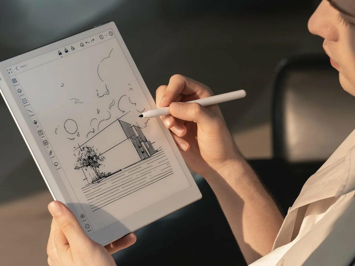Who Should Consider Upgrading to Boox's Latest Color ePaper Innovation