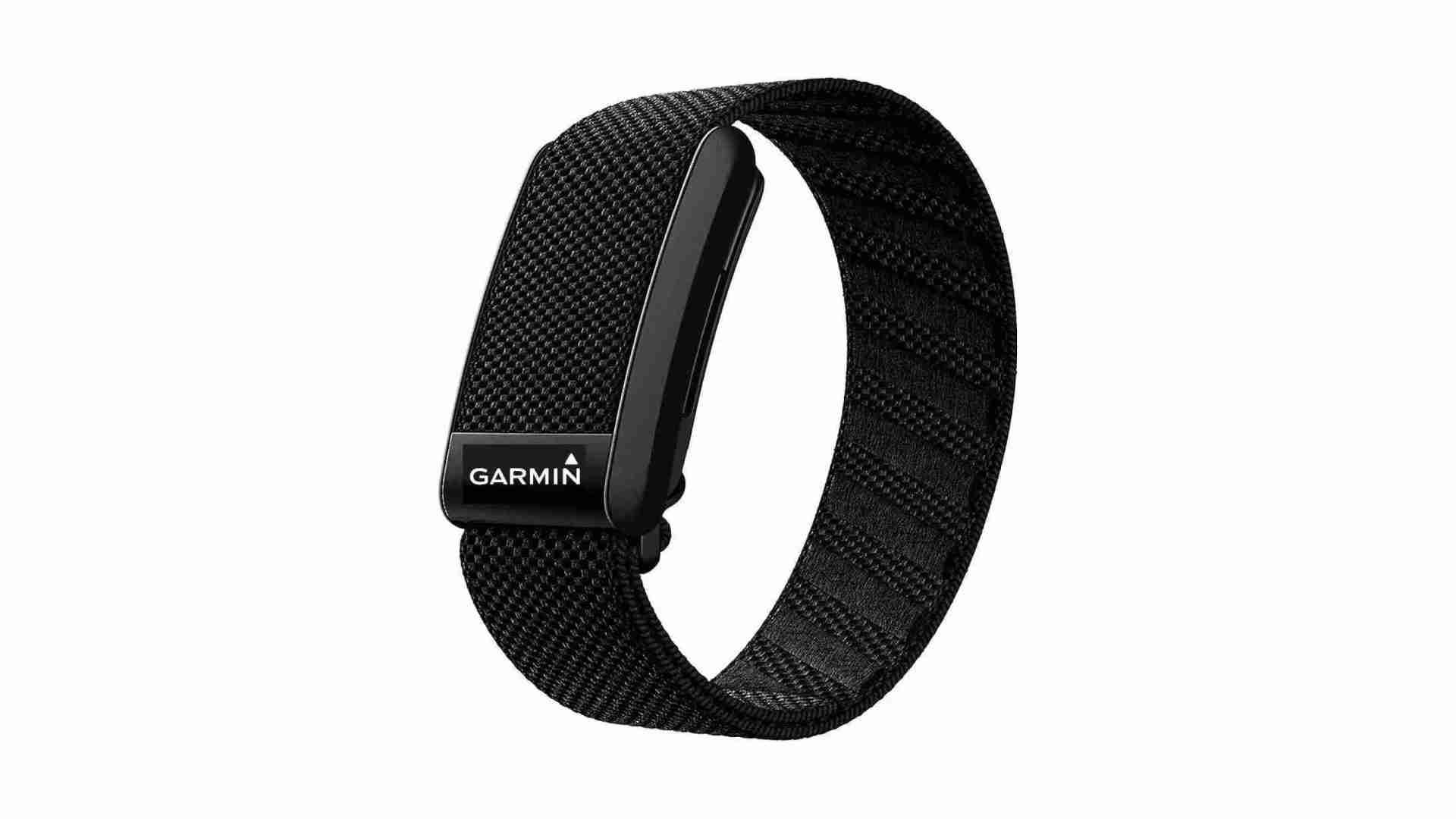 Comparing Garmin's Sleep Band to Traditional Smartwatches for Overnight Use